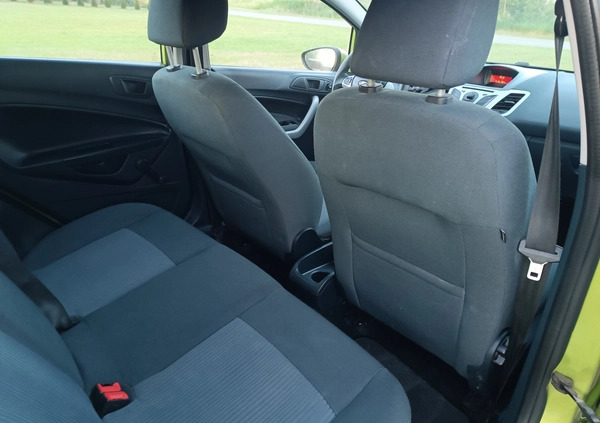 Ford Fiesta cena 22950 przebieg: 169500, rok produkcji 2012 z Staszów małe 497